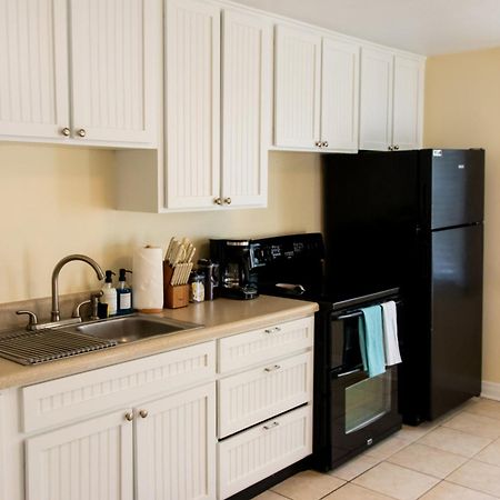 Walk To The Beach! Two Bedroom Unit In The Heart Of Jax Beach Джэксонвилл-Бич Экстерьер фото